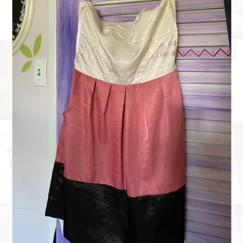 Tri-Colored Junior's Strapless Dress